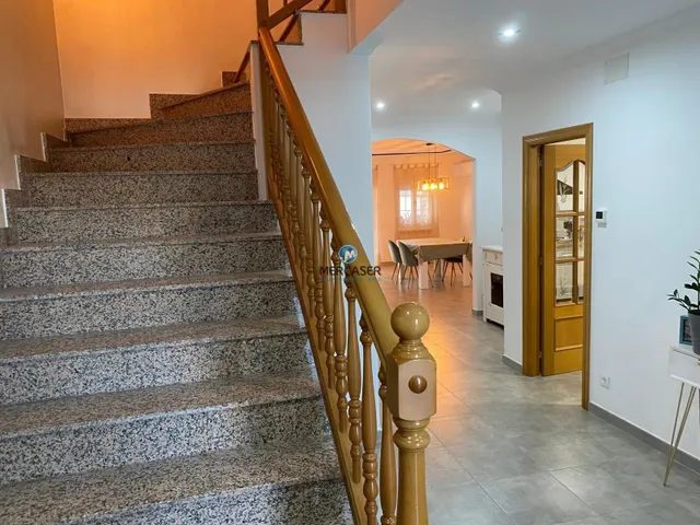 Chalet adosado en venta, Zona centro de Torres de la Alameda — 43