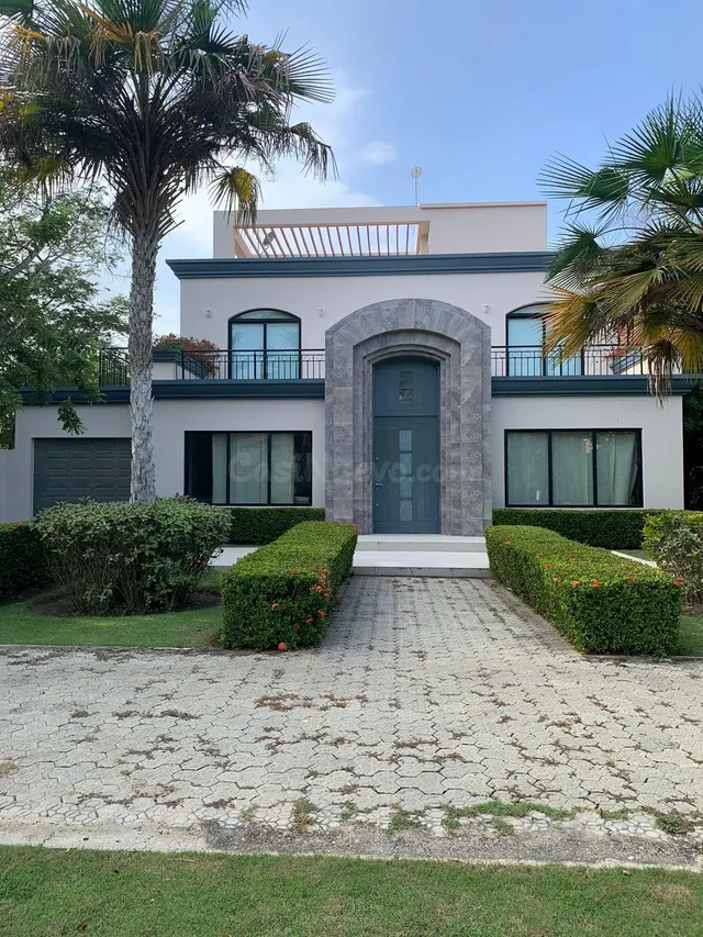 Casa 5 habitaciones 420m² en venta - Zona norte