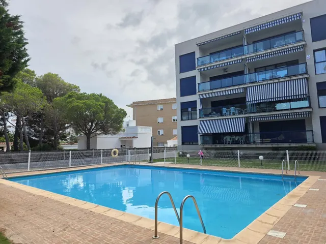 PISO 3 habitaciones A 20 M DE LA PLAYA CON PARKING DOBLE Y TRASTERO — 31