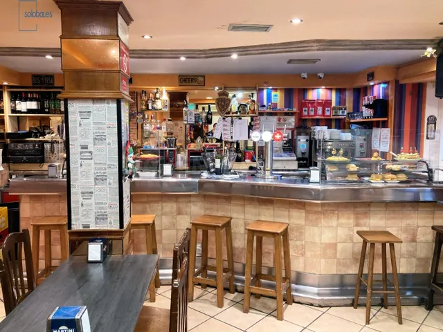 SOLOBAR VENDE RENTABLE BAR EN VILLAVA - foto 5