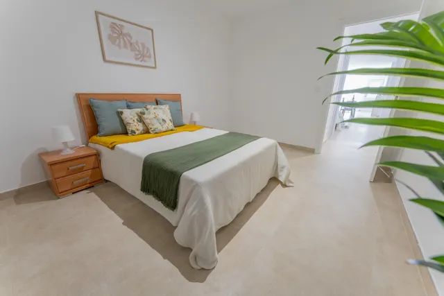 ¡Tu nuevo hogar a estrenar frente al parque en Altabix! — 18