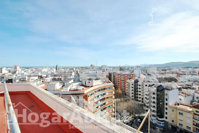 ¡GRAN OPORTUNIDAD! AMPLIO, BONITO Y EXTERIOR CON TERRAZA EN EL CENTRO — 46