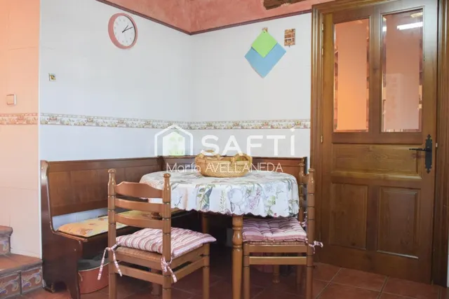 FABULOSA CASA DE PIEDRA TOTALMENTE REFORMADA — 33
