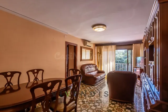 Vivienda en venta en Santa Coloma de Gramenet - foto 4