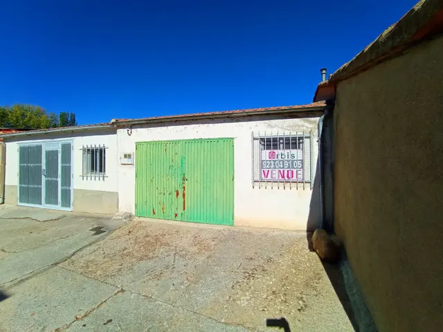 Urbis te ofrece una casa de pueblo en venta en Galisancho, Salamanca. — 41
