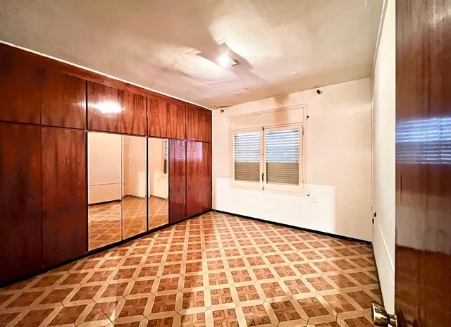 EDIFICIO EN VENTA EN MANRESA — 21