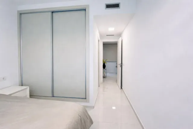 Descubre tu Villa de Lujo en Villamartín, Orihuela Costa ✨ — 19