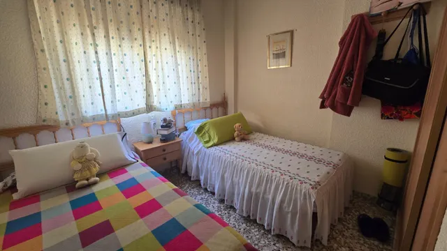 APARTAMENTO EN PRIMERA LINEA LATERAL  A 50 METROS DEL MAR — 18