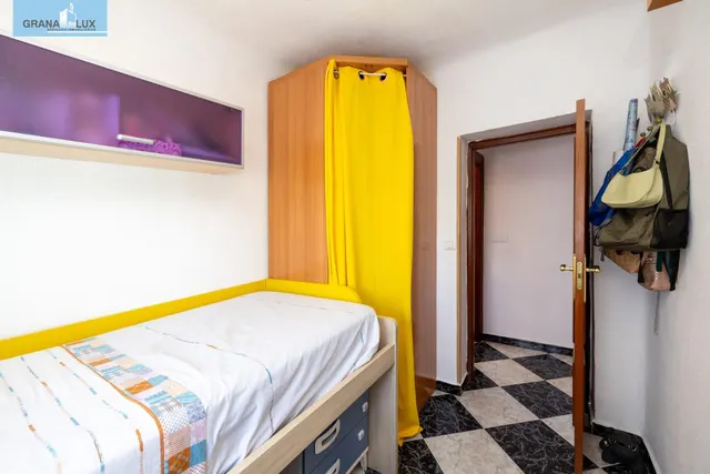 ESTUPENDO PISO EN ZONA VERGELES-ZAIDIN. — 11