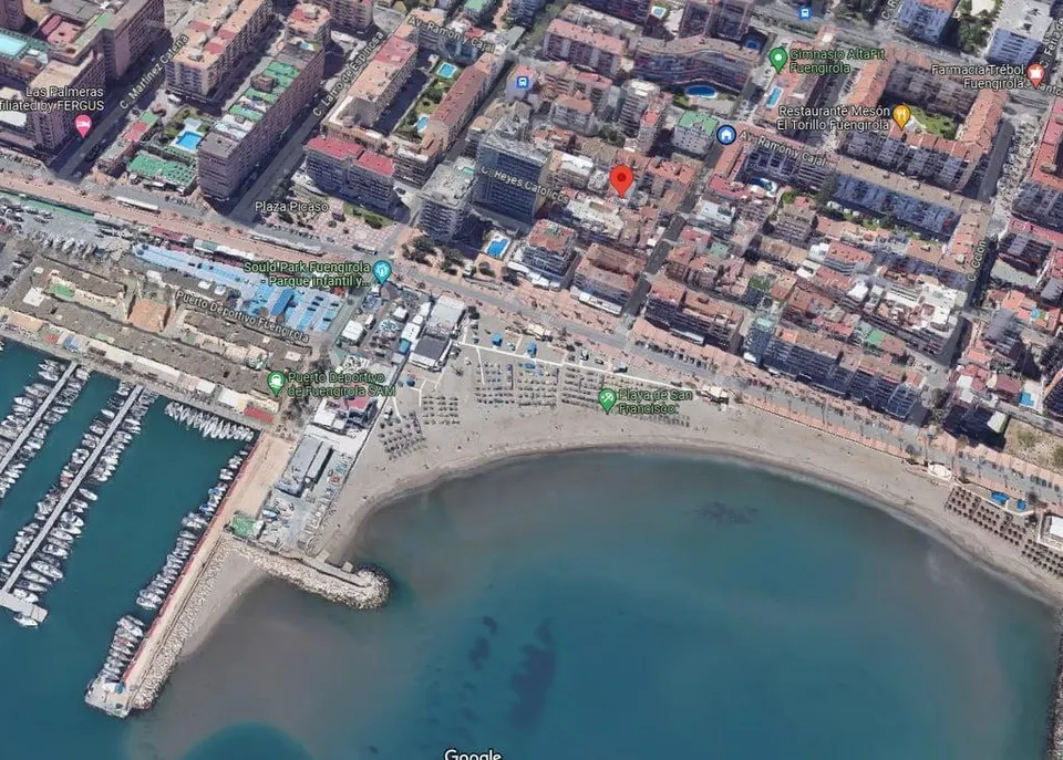 PISO A ESTRENAR FUENGIROLA CENTRO A 100 M DEL MAR
