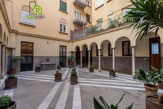PISO EN VENTA - GRANADA (C/Recogidas) — 37