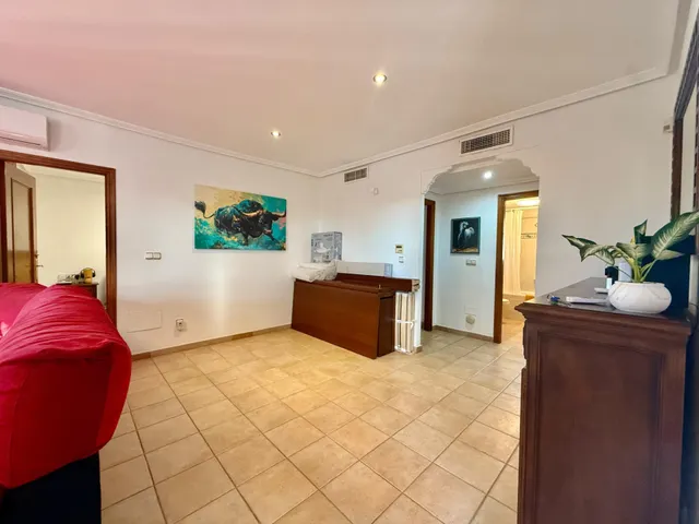 Espectacular villa independiente con piscina privada — 16