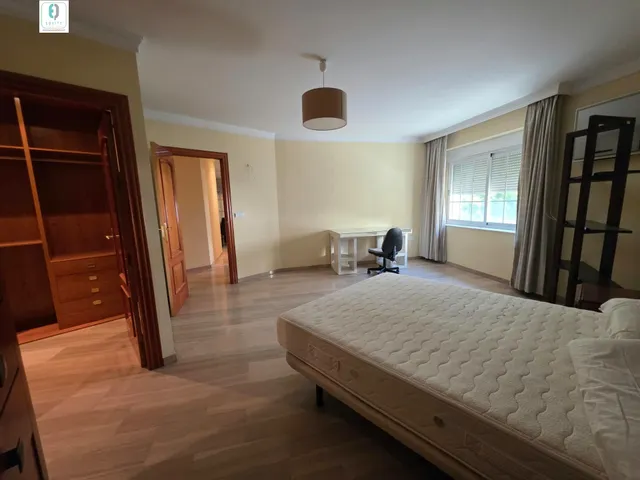 Gran piso de 3 dormitorios y 2 baños en la mejor ubicación — 7