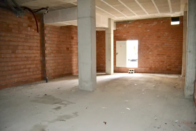 LOCAL COMERCIAL EN PAMPLONA - LEZKAIRU — 5