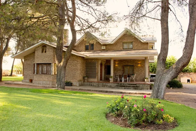 Urbis te ofrece un exclusivo chalet en venta en Salamanca. - foto 5