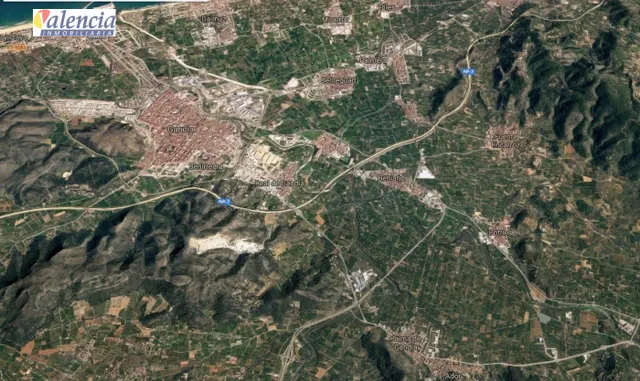 SOLAR URBANO AV LA SAFOR — 4