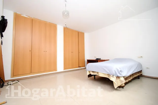 ¡CENTRO DE LLIRIA! ESPACIOSO, SEMINUEVO Y REFORMADO CON TERRAZA Y ASCENSOR — 23