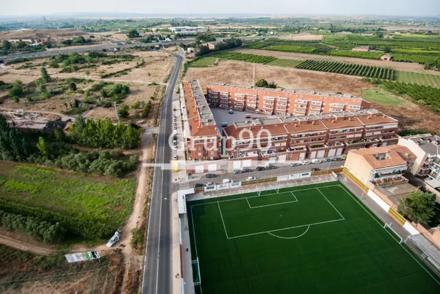 LOCAL COMERCIAL DE MÁS DE 5.000M2 EN LLEIDA — 2