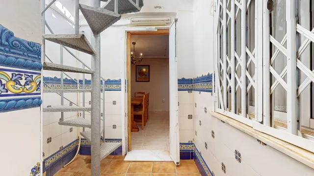 Amplia vivienda con bajo de 100m2 en Pilar de la Horadada — 46