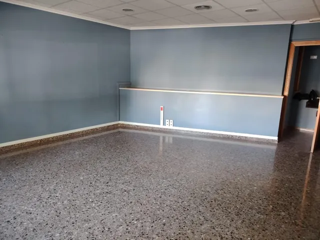 Local comercial en perfecto estado para desarrollar actividad — 9