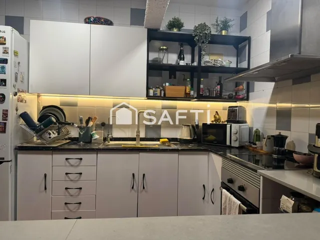 Espectacular local adaptado a vivienda — 28