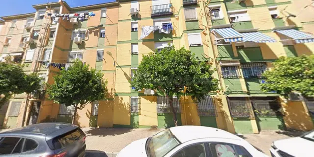 Venta piso en Sevilla — 3