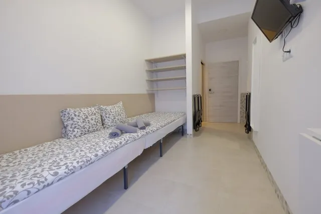 Hostal en el Centro Urbano — 8