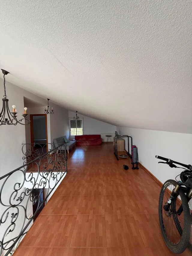 DOS CASAS EN UNA EN MATOLA SOLO EN ALQUILER — 35