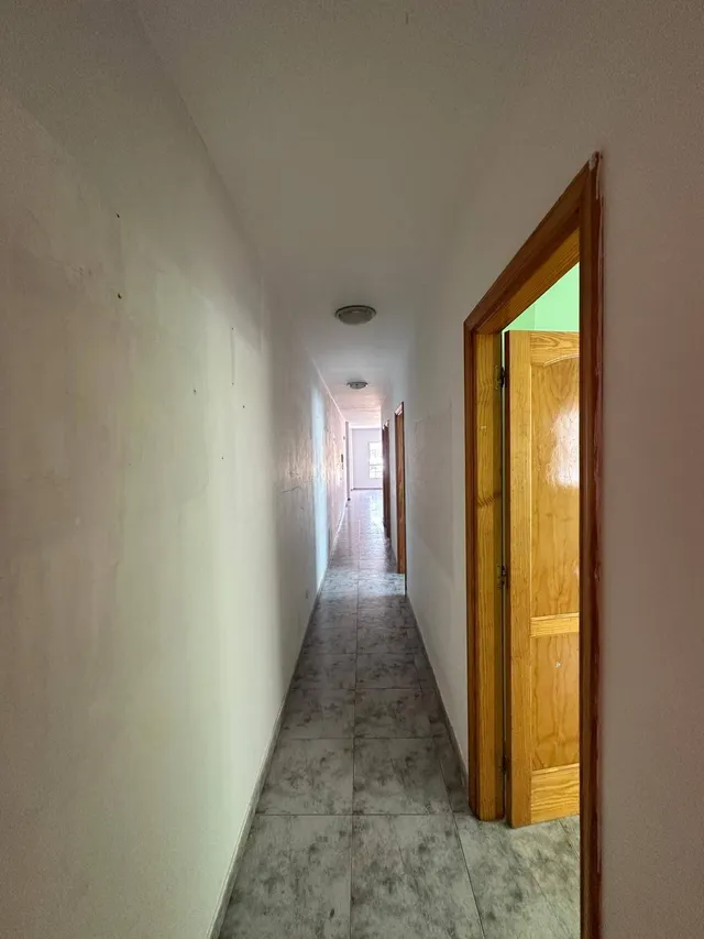 PISO EN VECINDARIO — 19