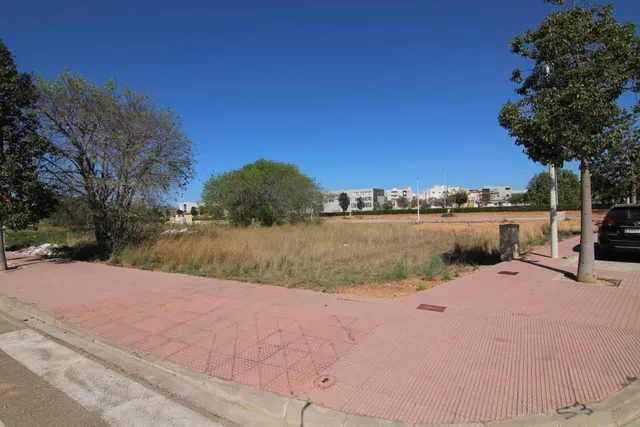 Se vende excelente parcela urbana en el pueblo de El Vergel, Alicante. — 6