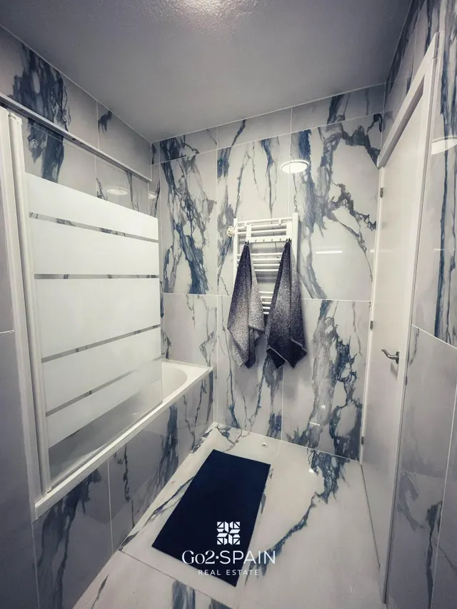 Flat / apartment for sale in Calle Caballero de Rodas — 20