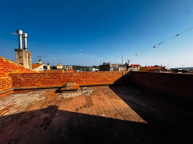 FANTÑSTICO EDIFICIO EN CENTRO LÂ´ARBOÑ
