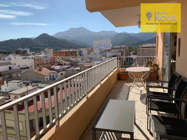 ¡Oportunidad en Xeraco! Gran piso de 130 m2 con 3 terrazas y