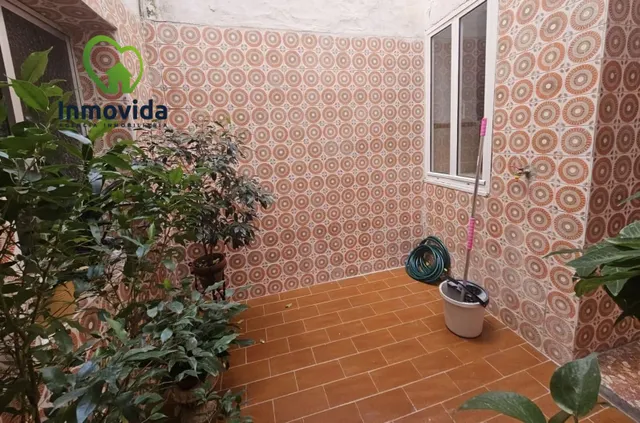 Amplia Casa en el Corazón del Casco Antiguo de Córdoba por €299,900 — 16