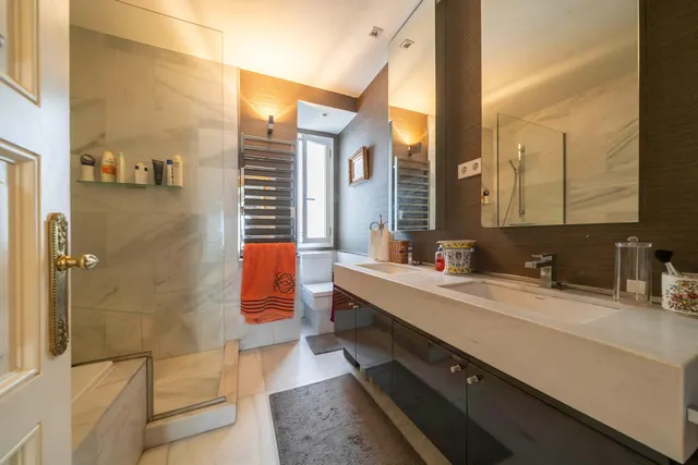 VIVIENDA DE AUTOR | 178 m2 | 7ª PLANTA | 5 DORMITORIOS | PARQUE DE LAS AVENIDAS — 30