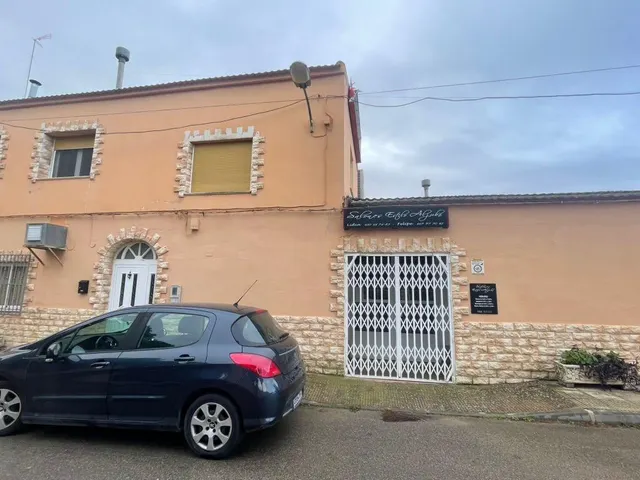 SALÓN DE  BODAS Y RESTAURANTE EN VENTA — 27