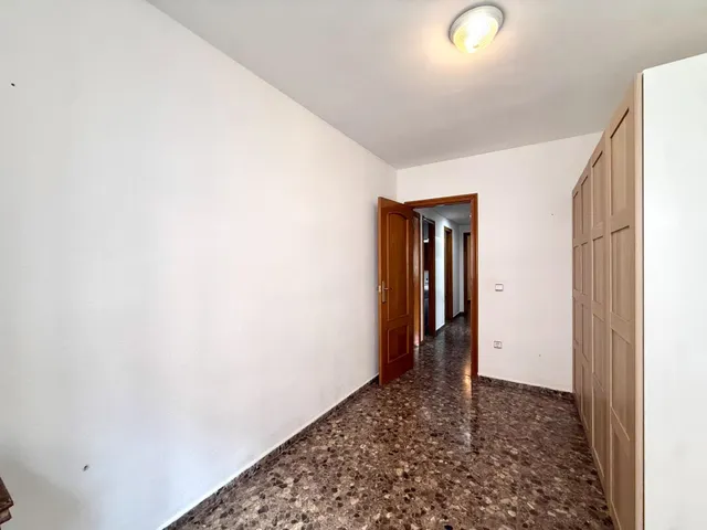 Piso de 4 habitaciones en alquiler en Torrent — 18