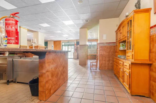 Local comercial 283m² en venta - La Felguera - foto 2
