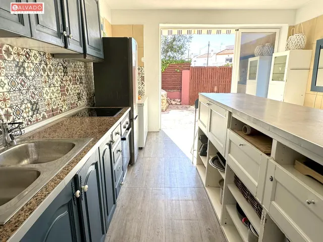 Amplia casa con piscina, chimenea y zona chill out en Cunit !!! — 17