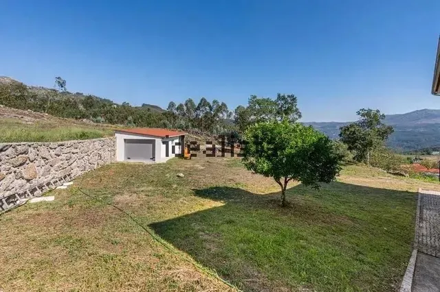 Chalet 3 habitaciones 231m² en venta - Calvos e Frades — 41