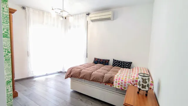 Vivienda tres dormitorios y aparcamiento en alquiler, Málaga - Centro — 31