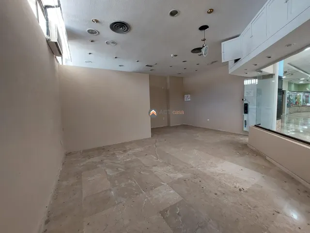 LOCAL COMERCIAL EN CENTRO COMERCIAL DE CÁNOVAS — 2
