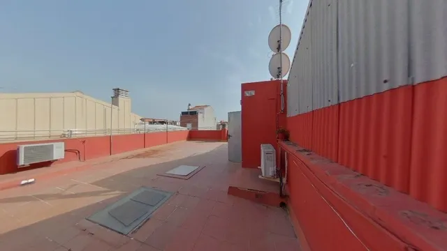 OKUPADO-PISO TIPO CASA BIS DE 4 habitaciones — 22