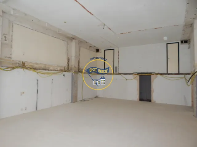 AMPLIO LOCAL COMERCIAL EN ONTINYENT — 3