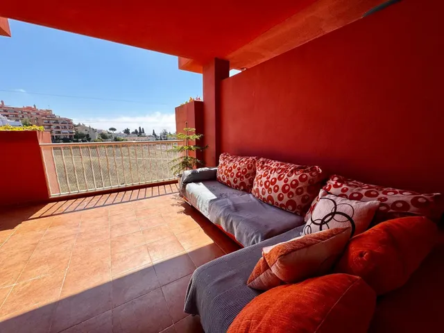 Los Pacos - Piso 2 Dormitorios, Terraza, Piscina, Garaje, Jardín — 2