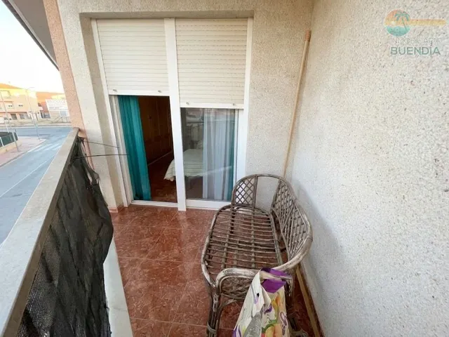 Piso de 3 dormitorios , garaje y trastero muy cercano a servicios — 25