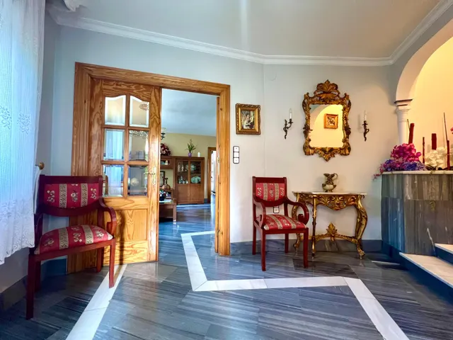 FANTÁSTICO CHALET EN OTURA — 10