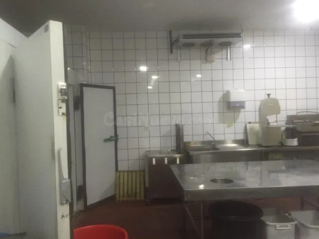 SE VENDE RESTAURANTE GRILL DE LUJO EN EL CENTRO DE CHICLANA  - foto 5