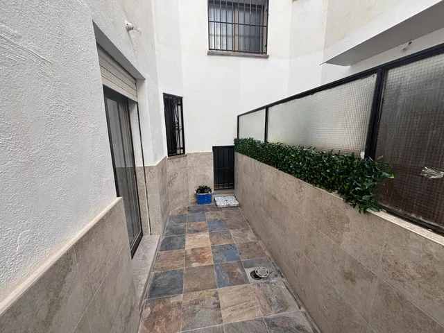 Bonito y coqueto piso en alquiler en La Zubia – Ideal para funcionarios — 15