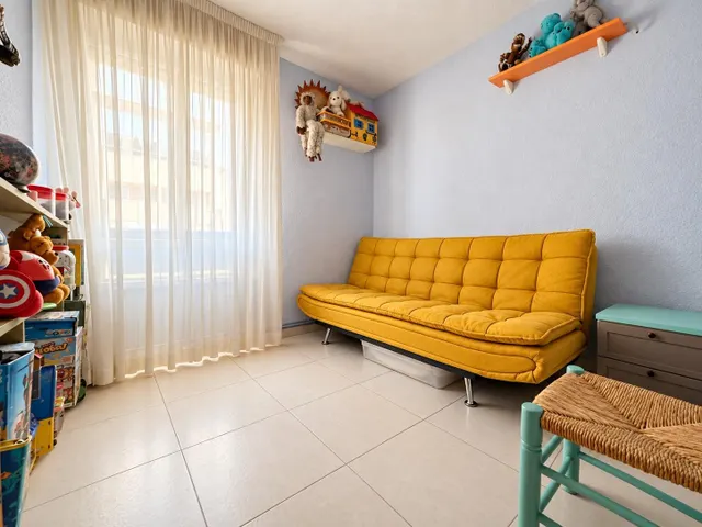 Amplia vivienda con ascensor en avenida de alcoy Alicante — 15